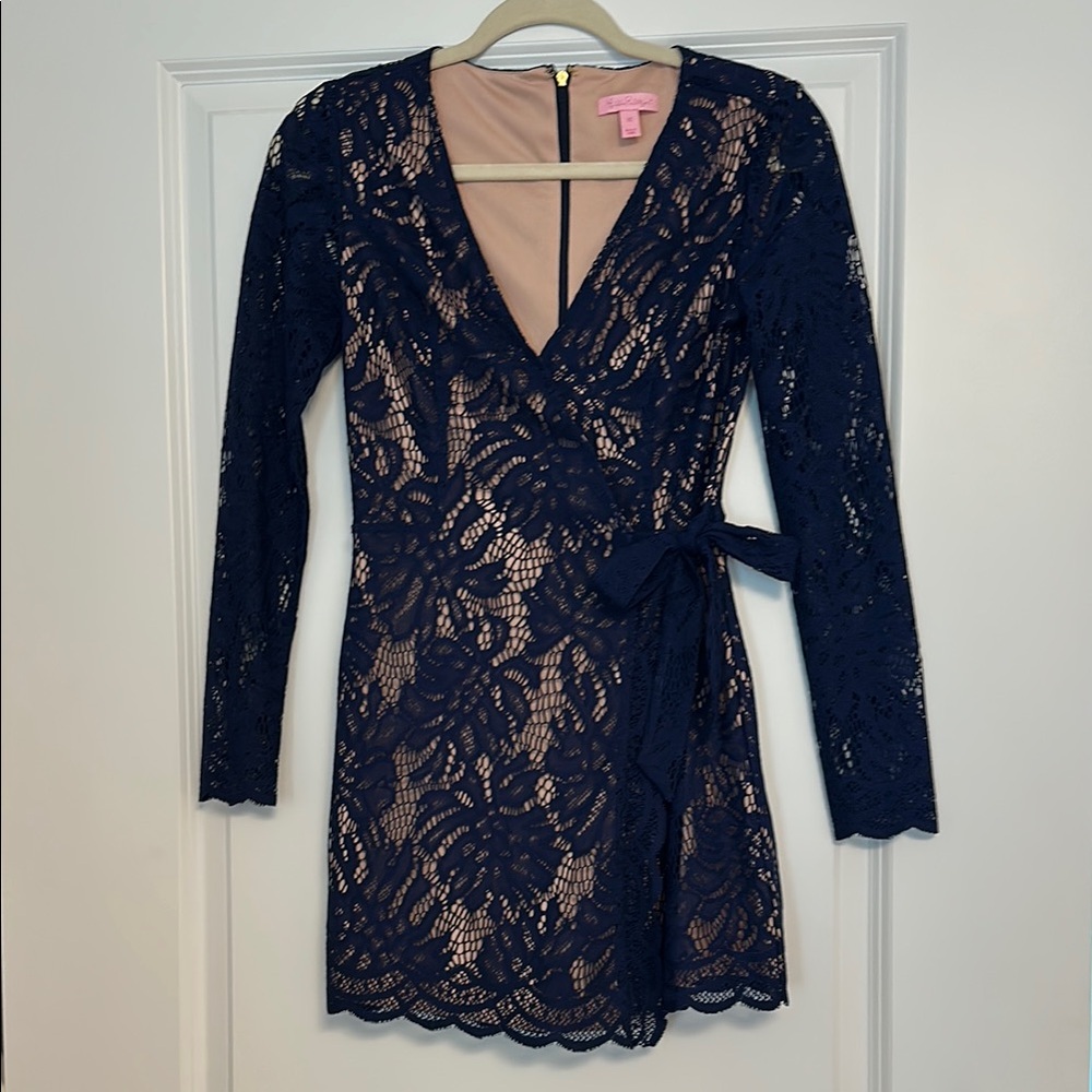 Lilly Pulitzer size XS Elegant Navy Lace Wrap Dress